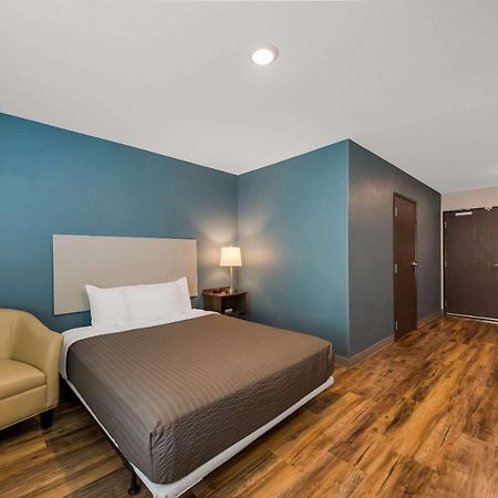 Woodspring Suites Inverness Extérieur photo
